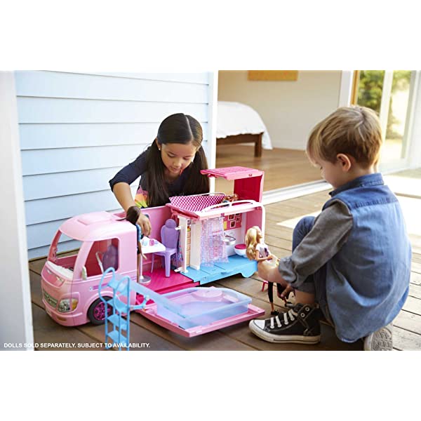 Barbie Camper Pops Out into Play Set with Pool! [Amazon Exclusive] Standard Packaging
