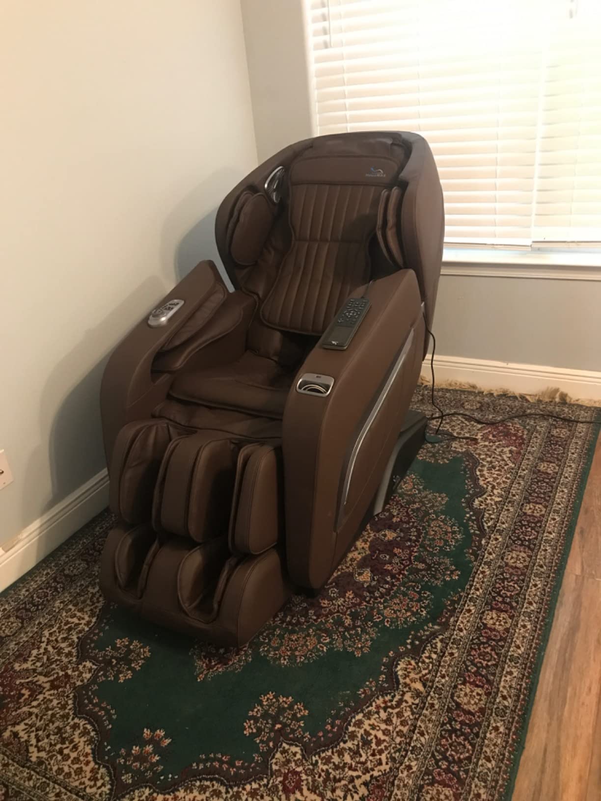 【Furniture】2023 4D Massage Chair, Full Body Shiatsu Recliner with Electric Extendable Footrest, Zero Gravity