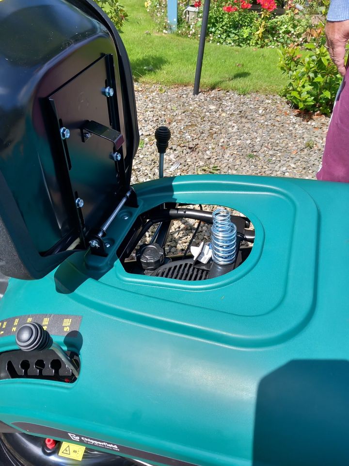 Brand new Chipperfield ride on mower