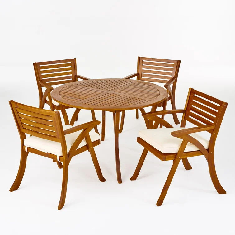 Cotswald 4 - Person Round Outdoor Dining Set